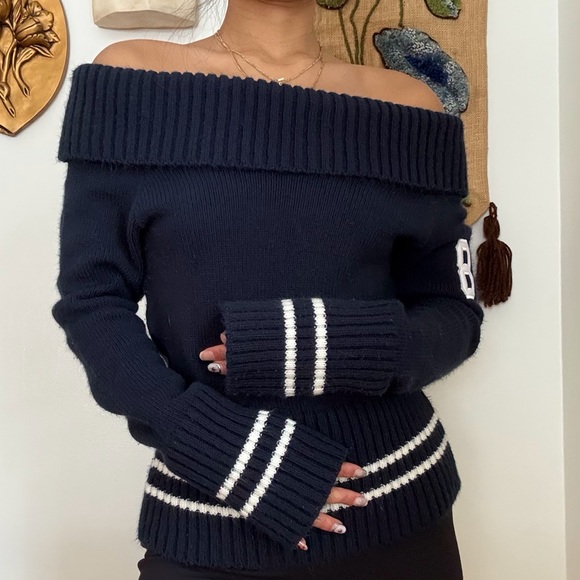 dELiA*s Sweaters - Cozy 90's Delia's Off the Shoulder Sweater